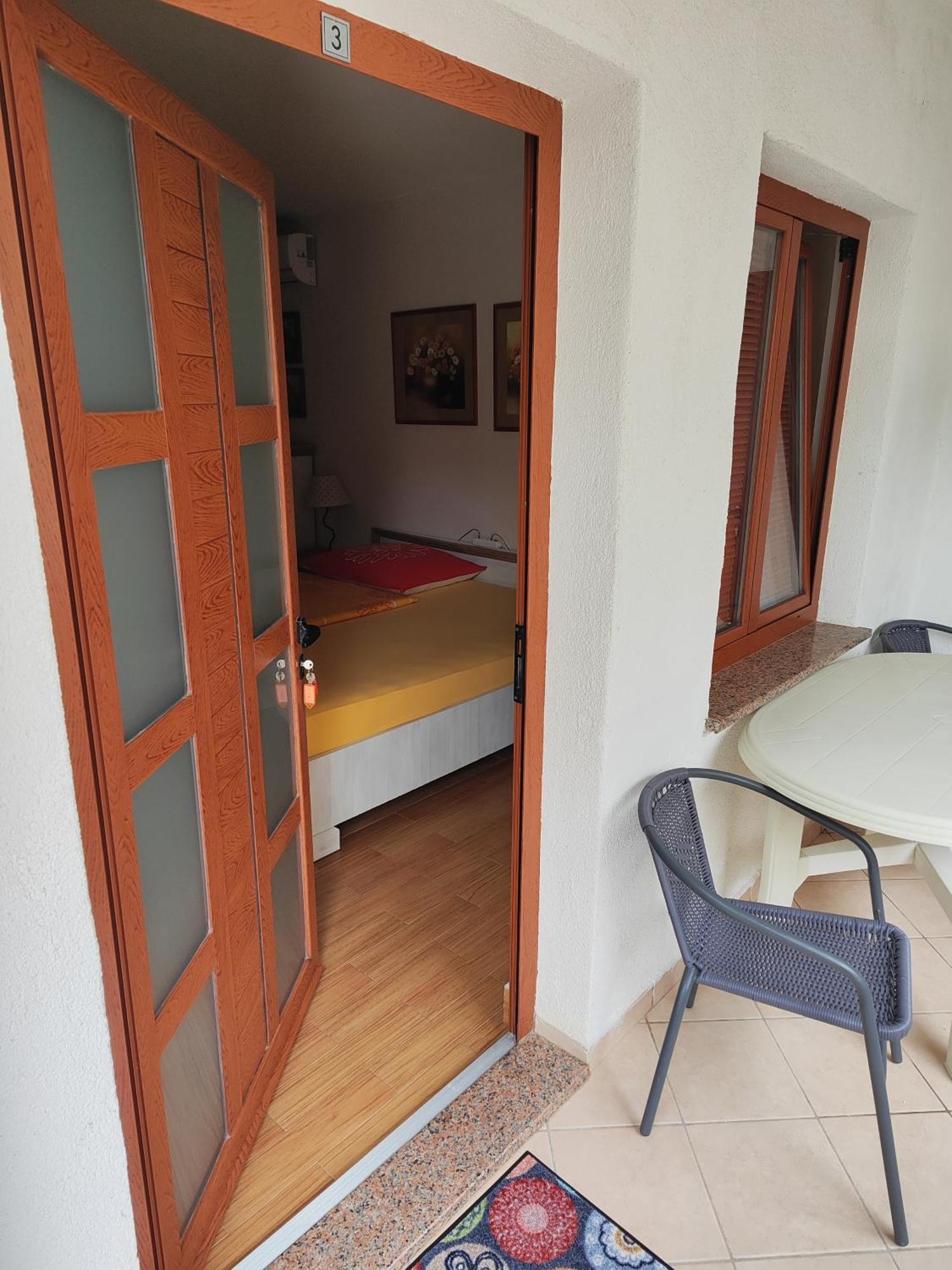 Apartmani Am Krk Town Exterior foto